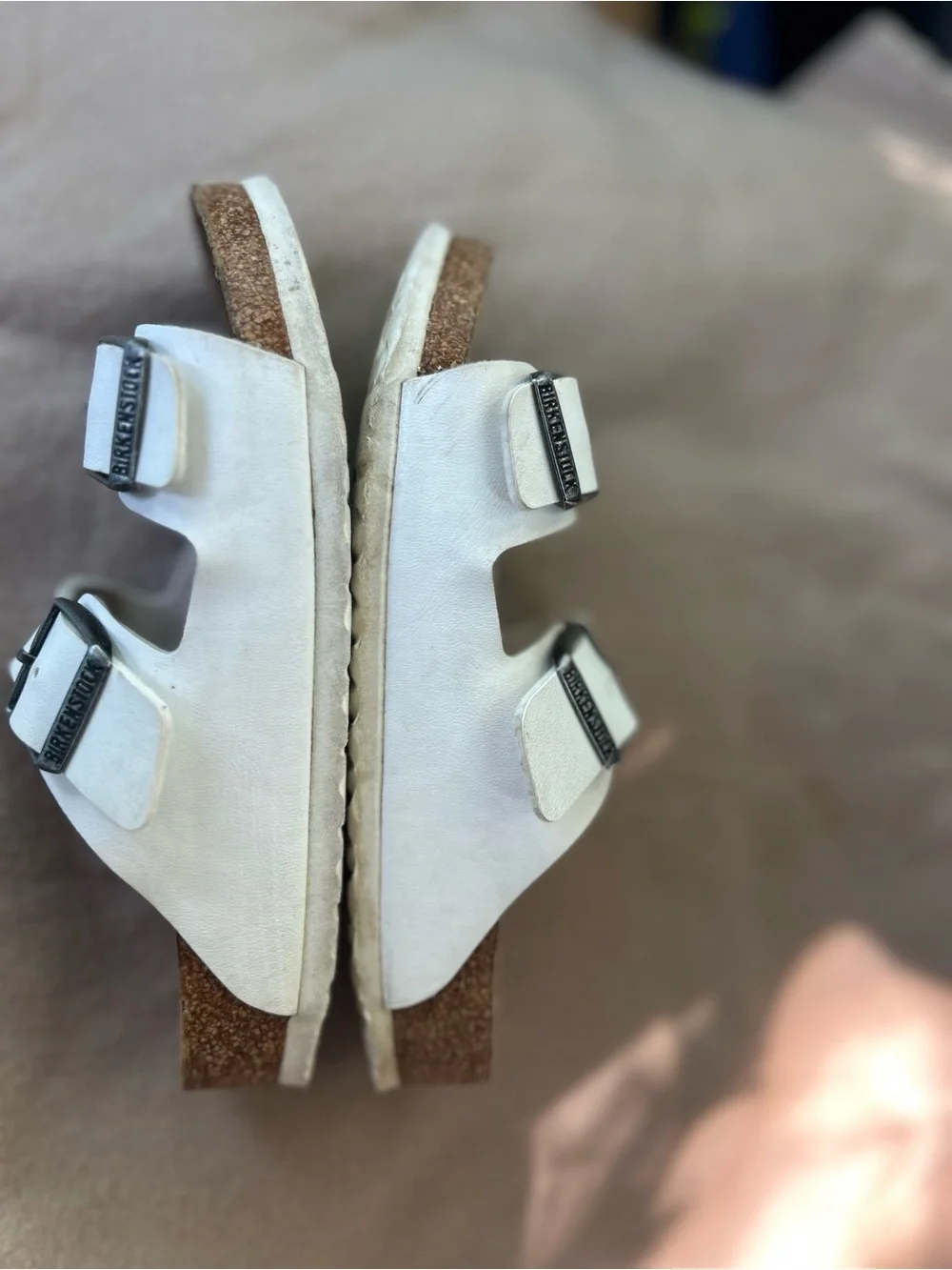 Birkenstock Arizona White Kids Two-Strap Sandals size 2(33))